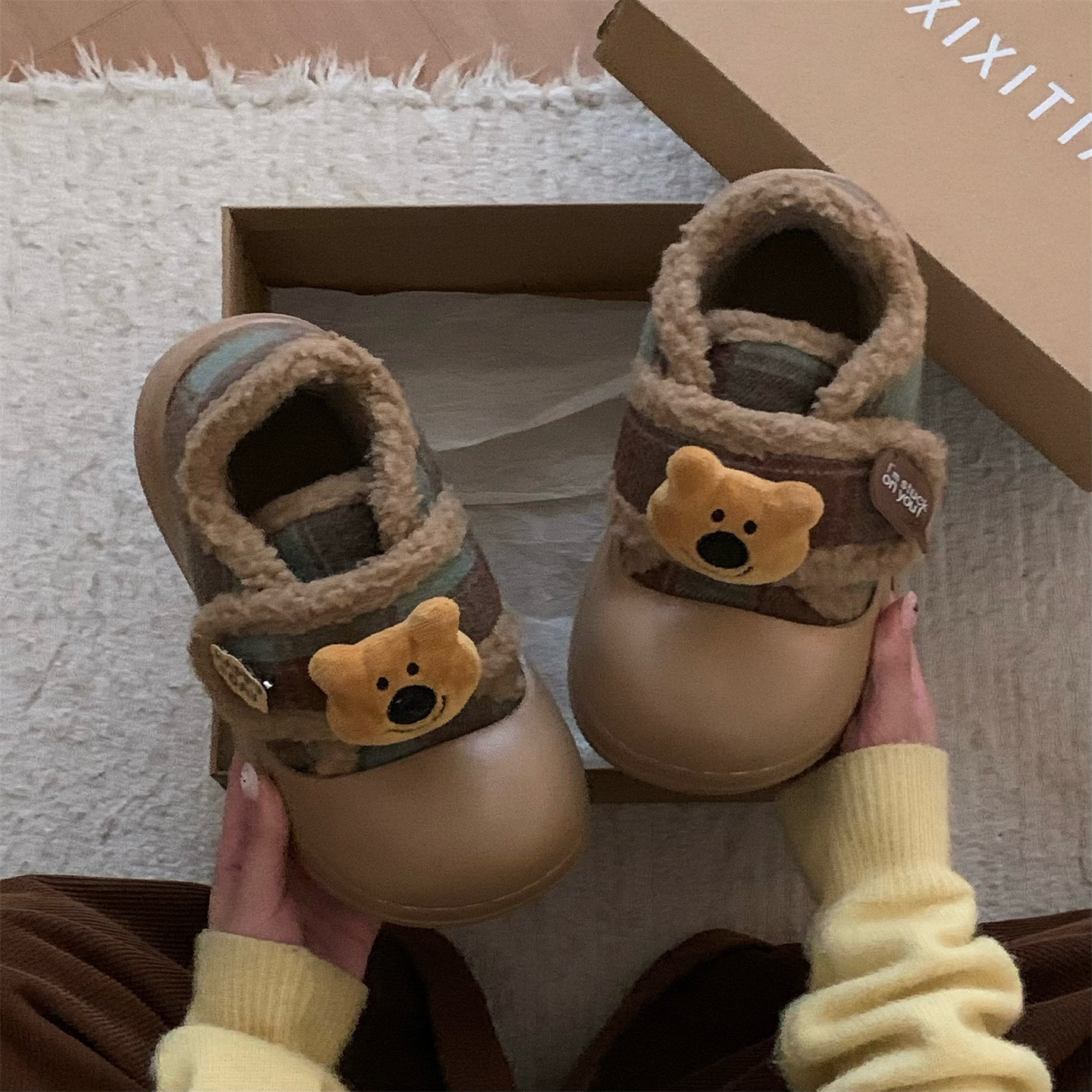 亲子毛毛棉鞋女士学生撞色魔术贴日系趣味黑鼻小熊时尚冬季面包鞋