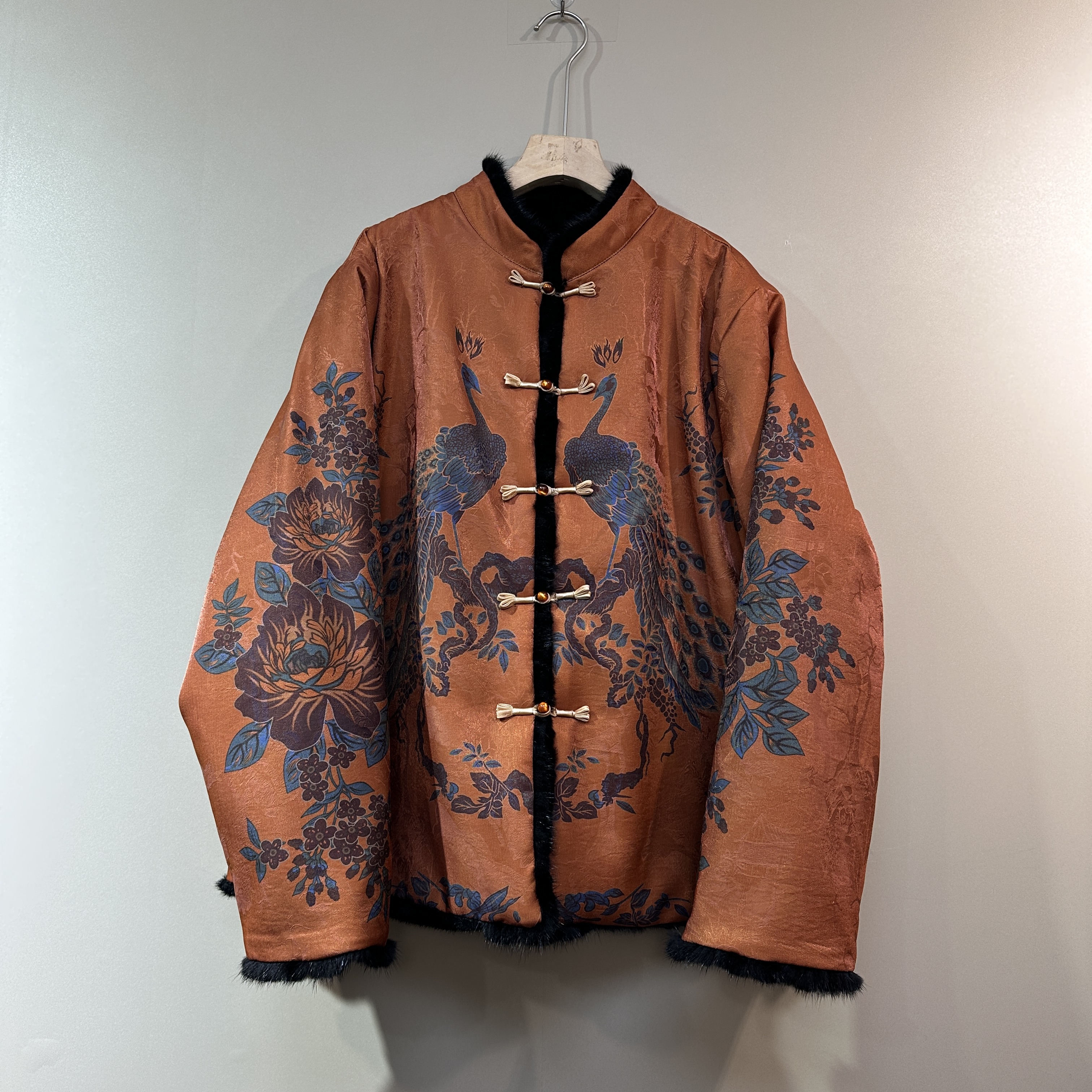 轻奢高端时尚妈妈装2025冬季双面穿香云纱水貂毛毛外套