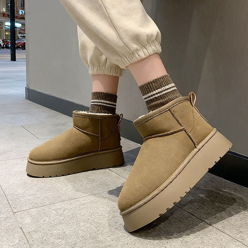 加绒加厚女士雪地棉皮毛一体女鞋子雪地靴女冬季2025新款保暖棉鞋