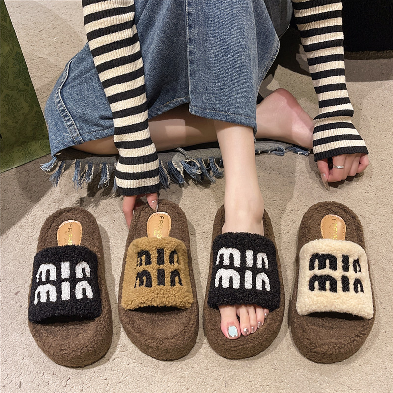 秋冬新款字母毛毛拖鞋女士加厚一字棉拖鞋潮流厚底家居外穿拖鞋女