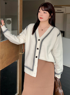 大码女装v领宽松毛衣外套2025冬款胖mm休闲慵懒感针织开衫女22523