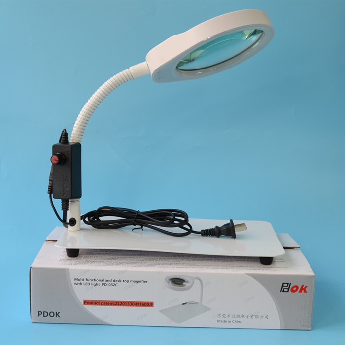 老人阅读雕刻手机维修焊接PDOK