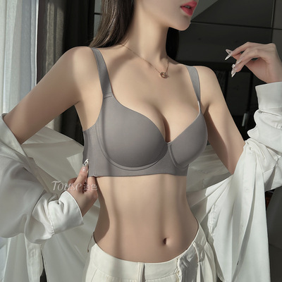 大胸显小内衣全罩杯薄款缩胸聚拢收副乳防下垂调整型无痕文胸