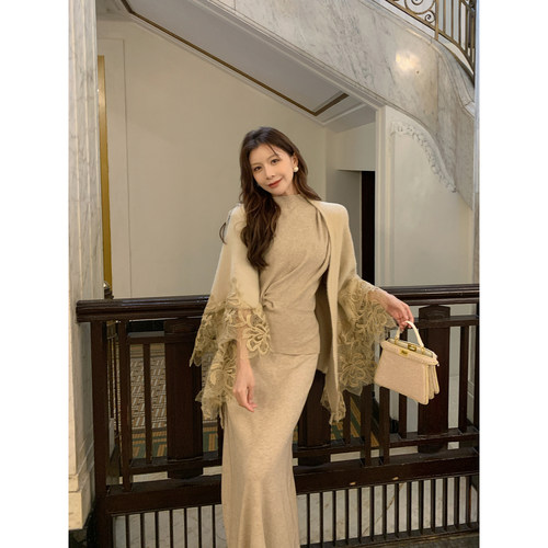 Rian trea雨婷 蕾丝绣花针织开衫温柔软糯水貂绒披肩外搭女短外套