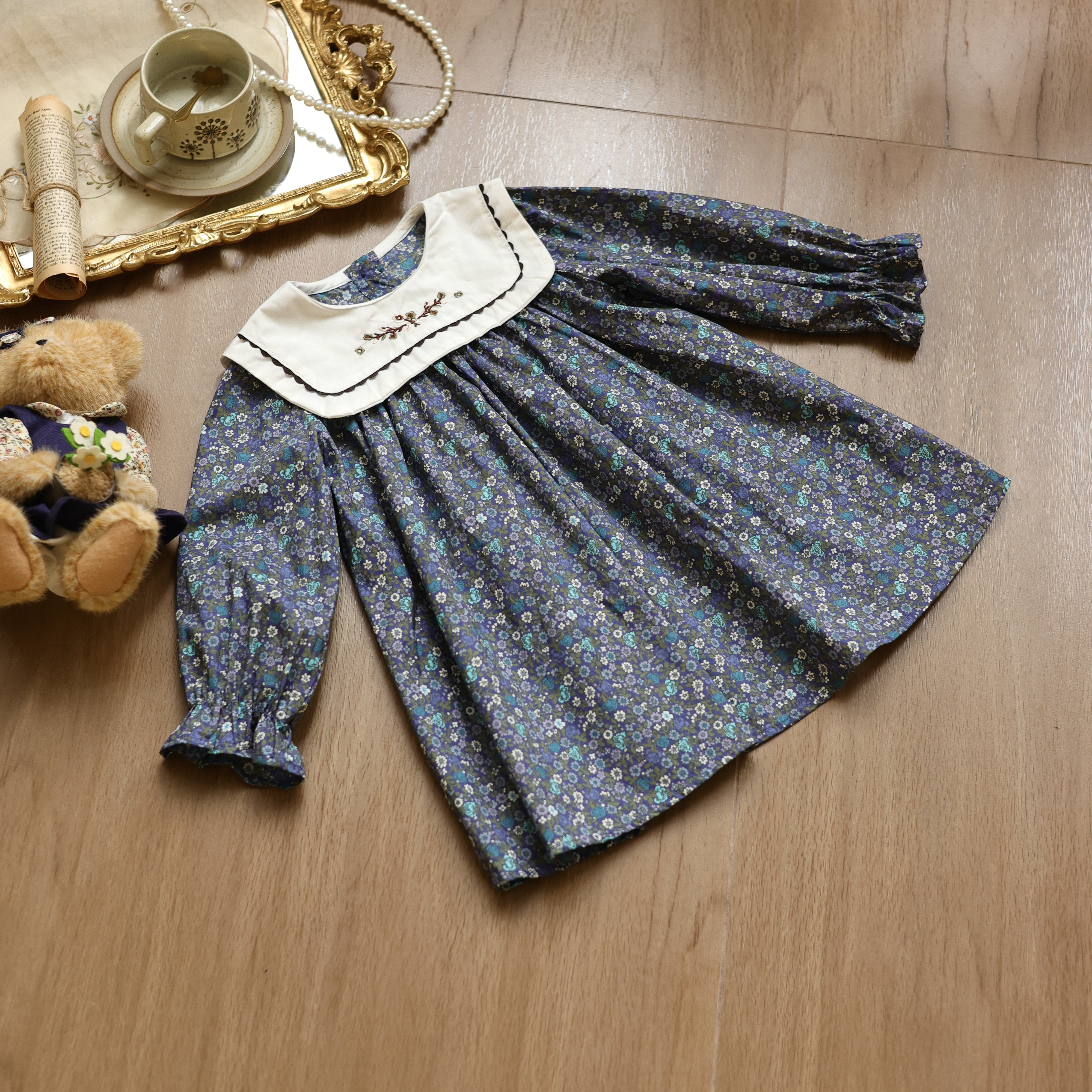 粗腿原创小碎花复古女童连衣裙2026春季新款休闲田园长袖儿童裙子