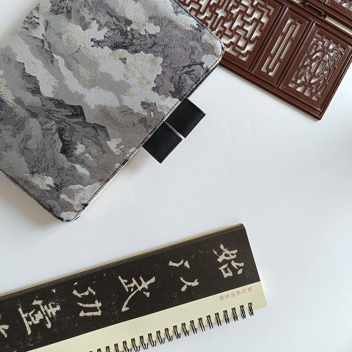 面大师 万峰积雪 手工A5A6手帐书衣笔记本学生织金提花面料