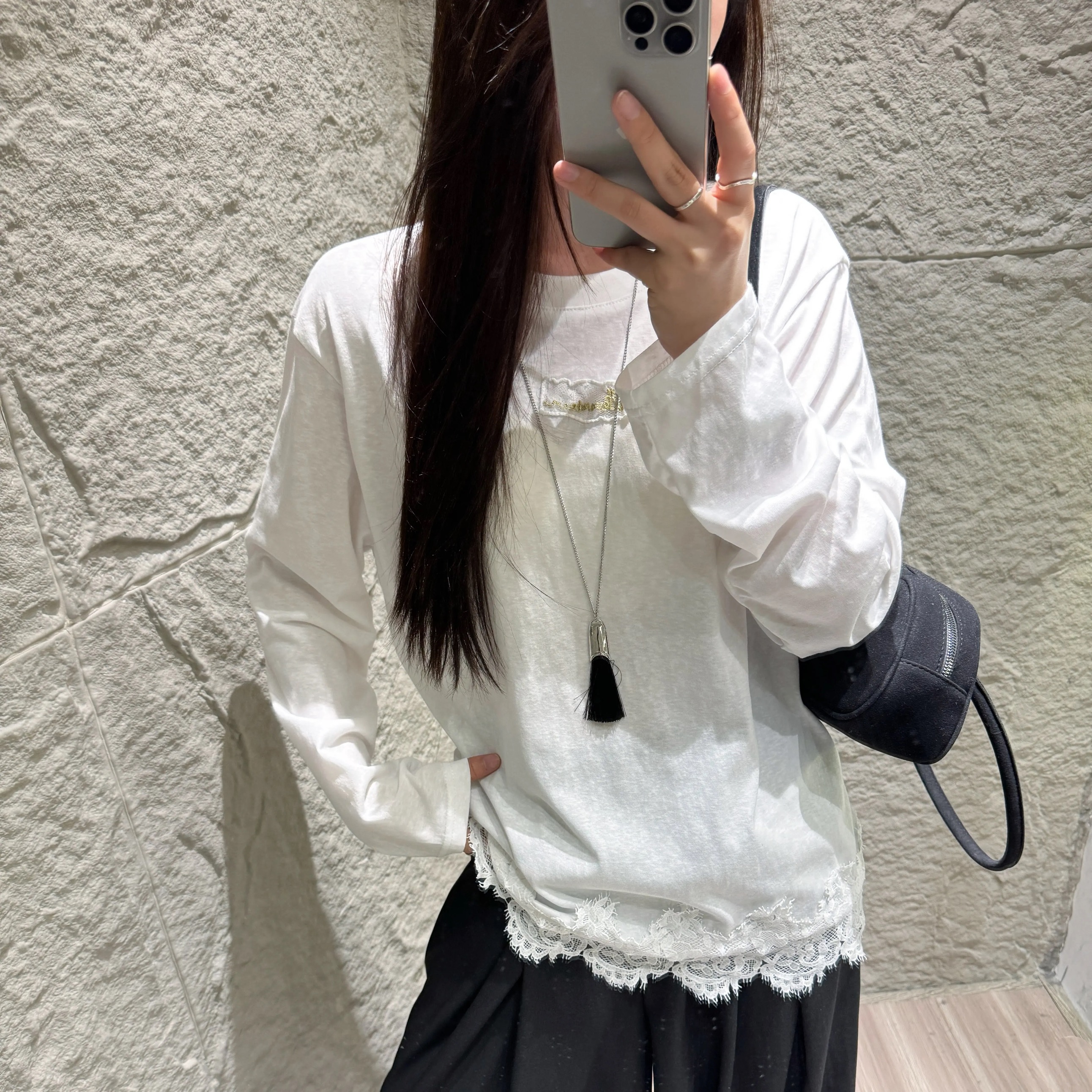 蕾丝拼接T恤女2025秋冬新款圆领宽松时尚中长款长袖打底衫上衣潮