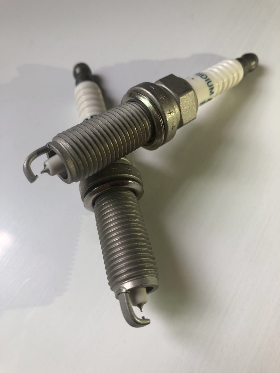 电装进口拆车双铱金火花塞悦翔v5v7逸动新飞度gk5锋范xrv哥瑞竞瑞