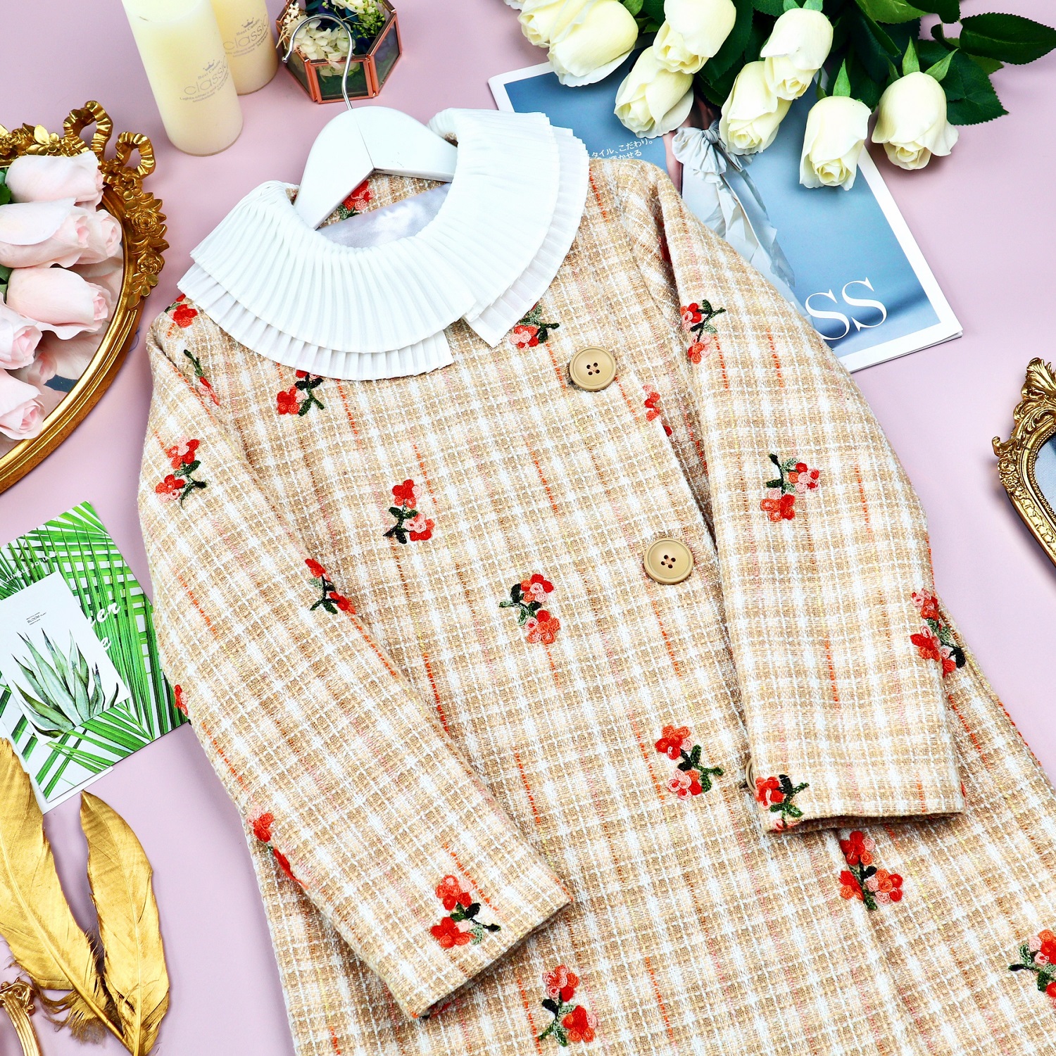 童装女童秋冬新款绣花百褶领外套