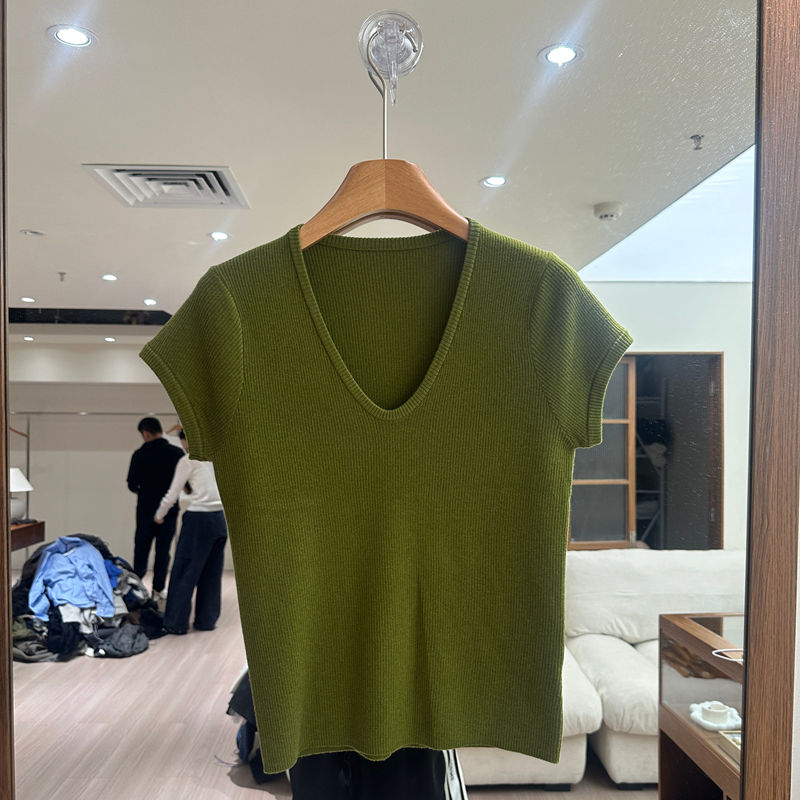 法式V领羊毛短袖针织衫女显瘦图片