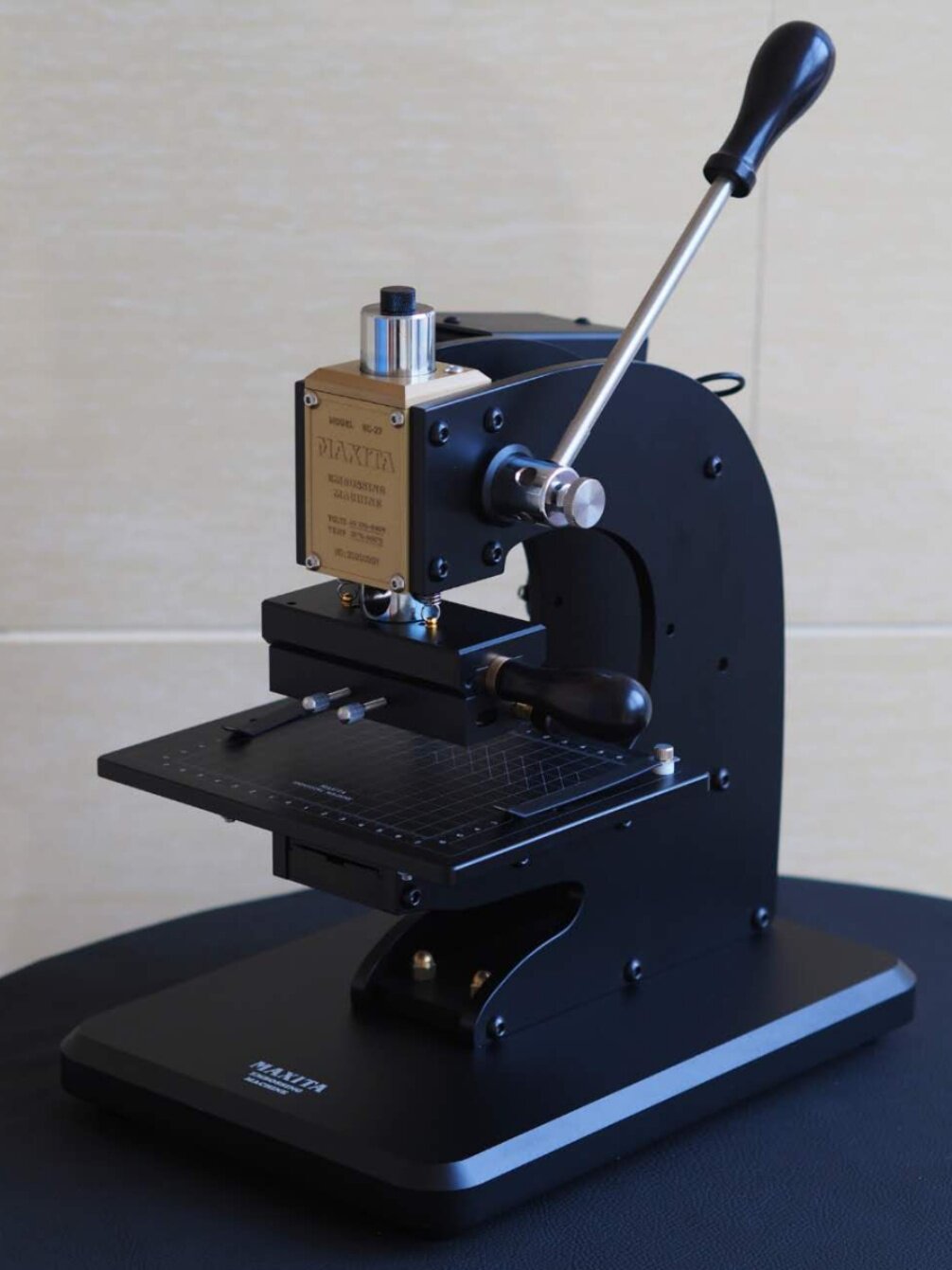 Manufacturing tool MAXITA hot stamping machine logo copper mold embossing business card leather packaging creasing machine handmade leather goods
