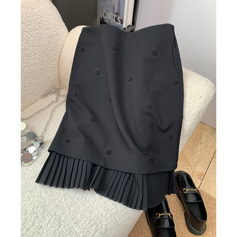 2026春夏新款黑色花朵刺绣天丝压褶直筒复古显瘦半身裙中裙女裙子