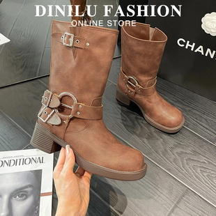 特大码马丁靴女41到43女靴2025冬季新款英伦风机车靴女粗跟短靴子