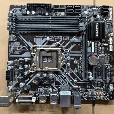 中板4个内存条曹带HDMI高清