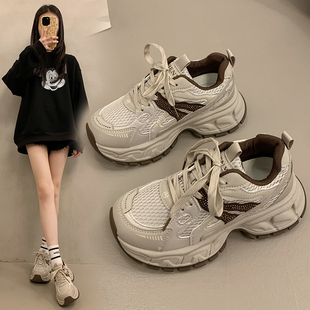 轻便女士钢头劳保鞋夏季透气新款防砸上班超轻软底久站不累钢包头