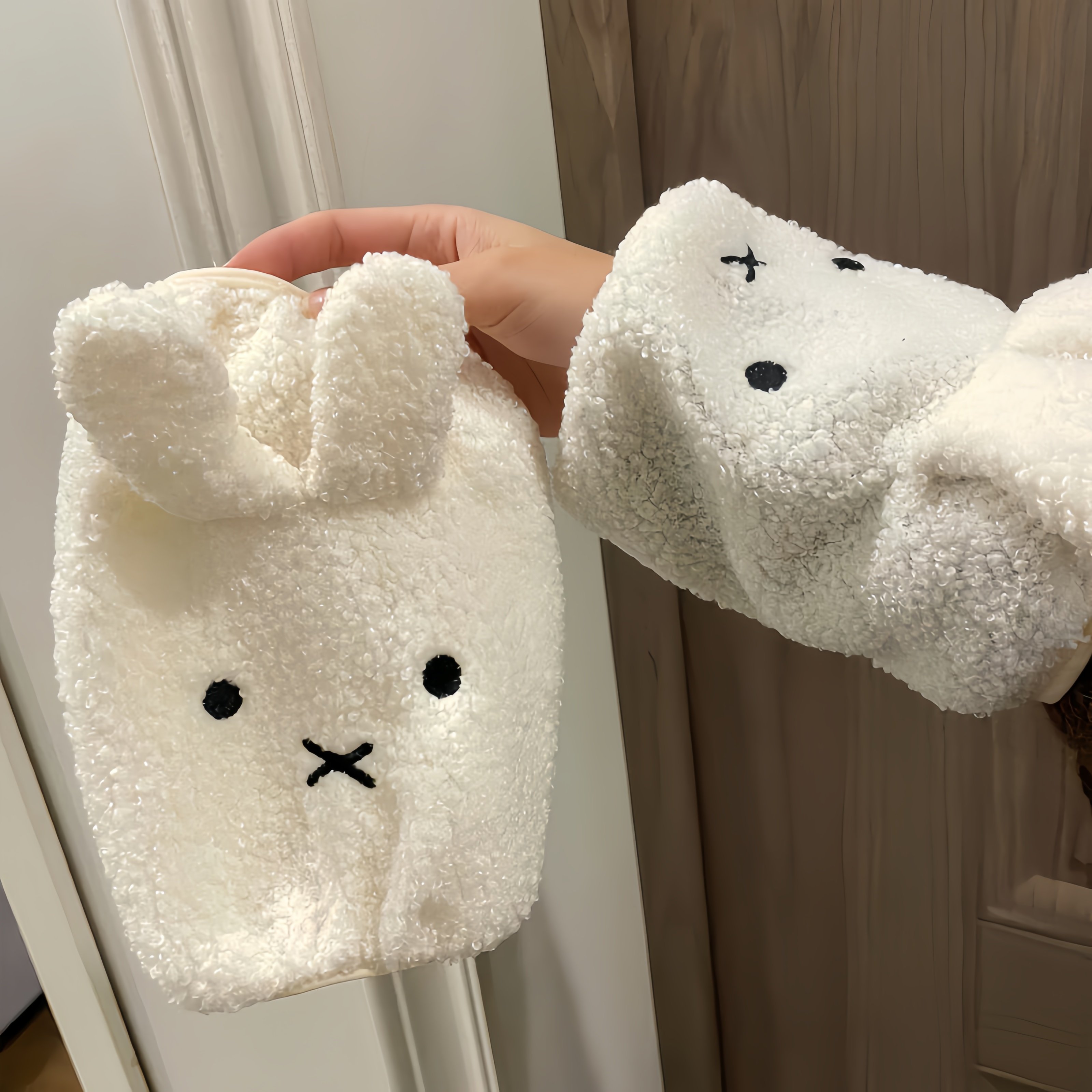 萌鼠了！毛绒绒米菲套袖太可爱啦