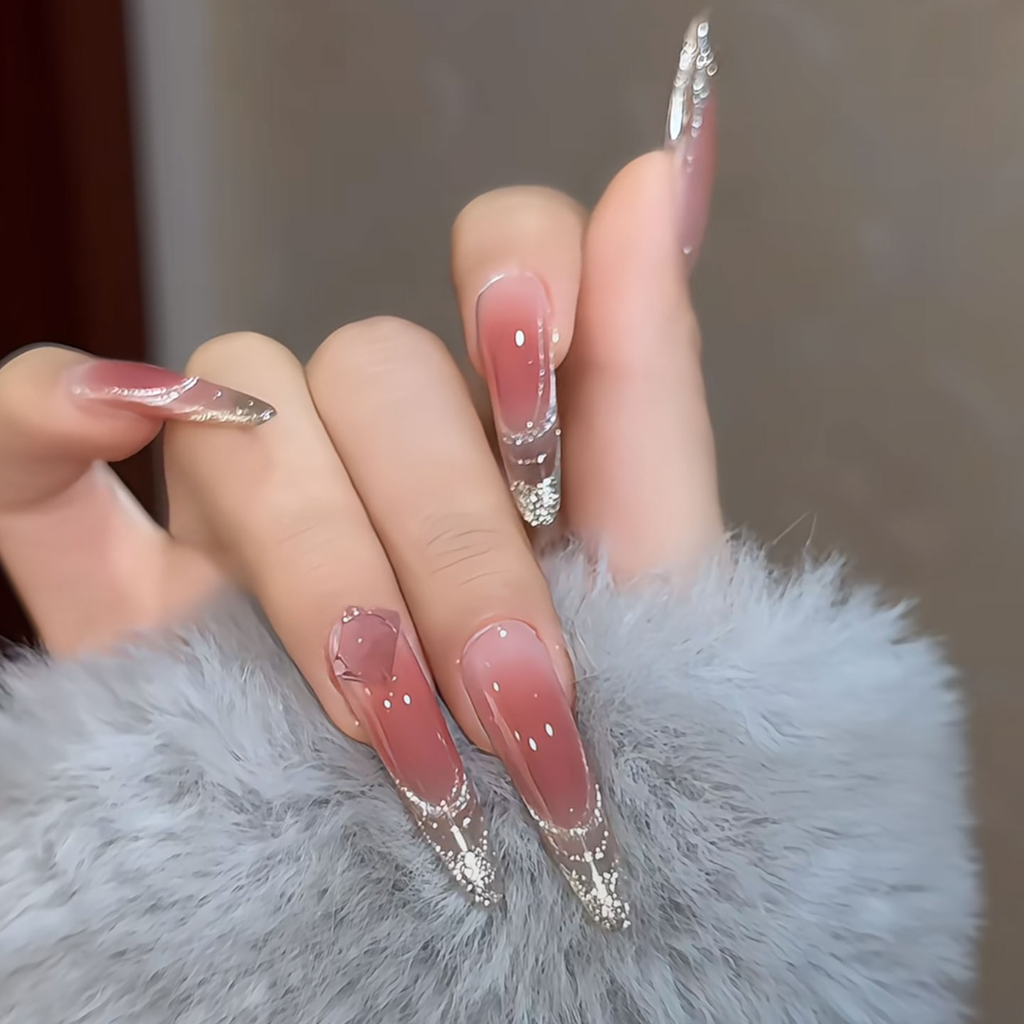 极光碎冰冰纯欲简约手工穿戴甲