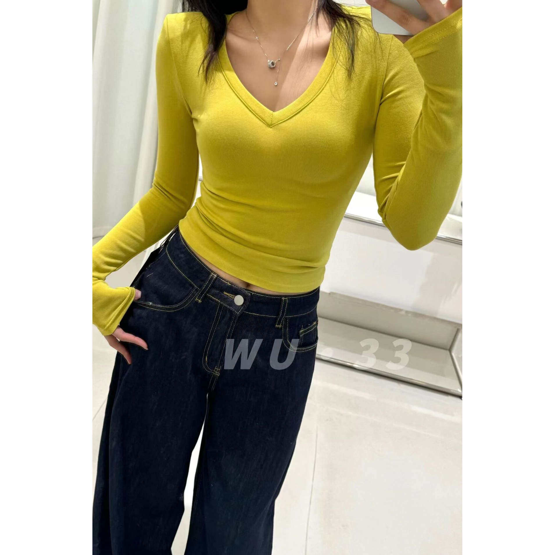 WU33上衣2025秋冬新款百搭修身显瘦明线设计感v领正肩T恤打底衫,女装/女士精品,POLO衫,淘宝优惠券,粉丝福利购,淘宝优惠卷