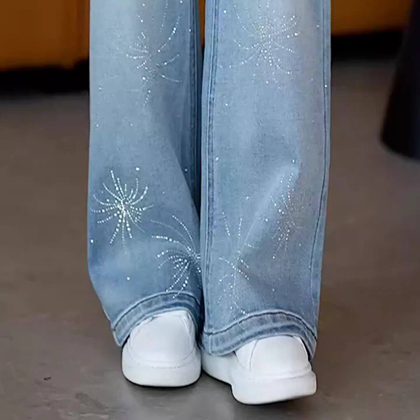 浅蓝高腰阔腿烟花烫钻牛仔裤女