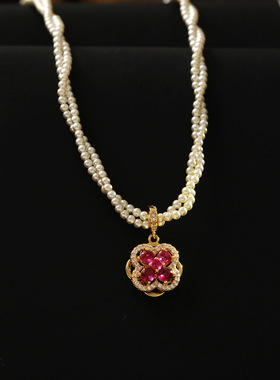 极细仿米粒珍珠红刚玉四叶毛衣链