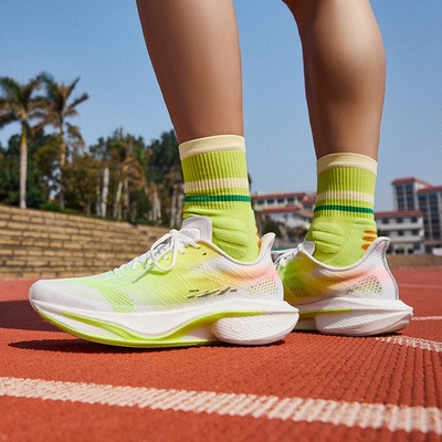 ANTA/安踏秋季新款马赫4