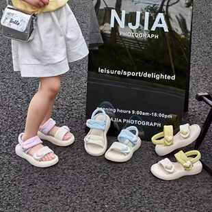 女童凉鞋夏季女孩2025新款超火夏天儿童运动凉鞋女款大童软底夏款