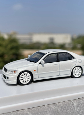 1:64JDM雷克萨斯IS咬地鲨 合金汽车模型