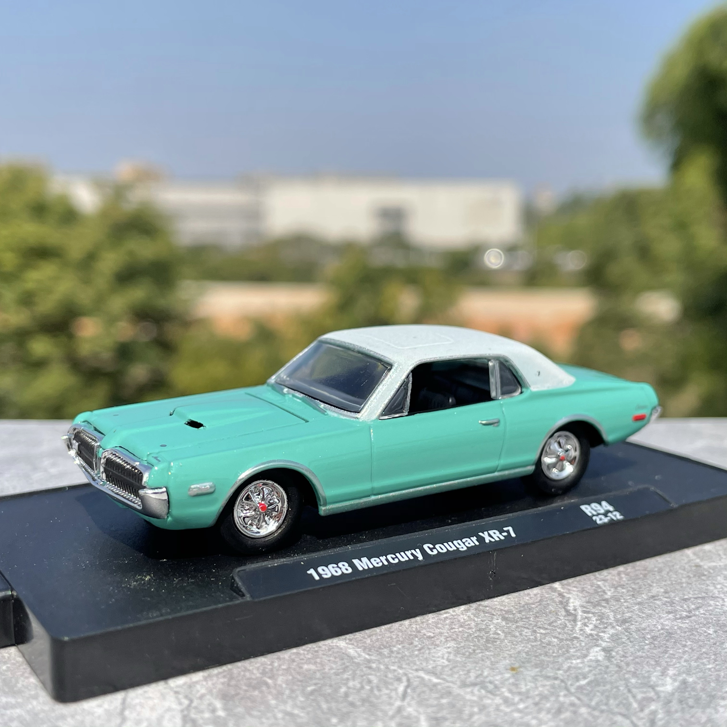 散货1:64美式肌肉车水星美洲狮 合金汽车模型