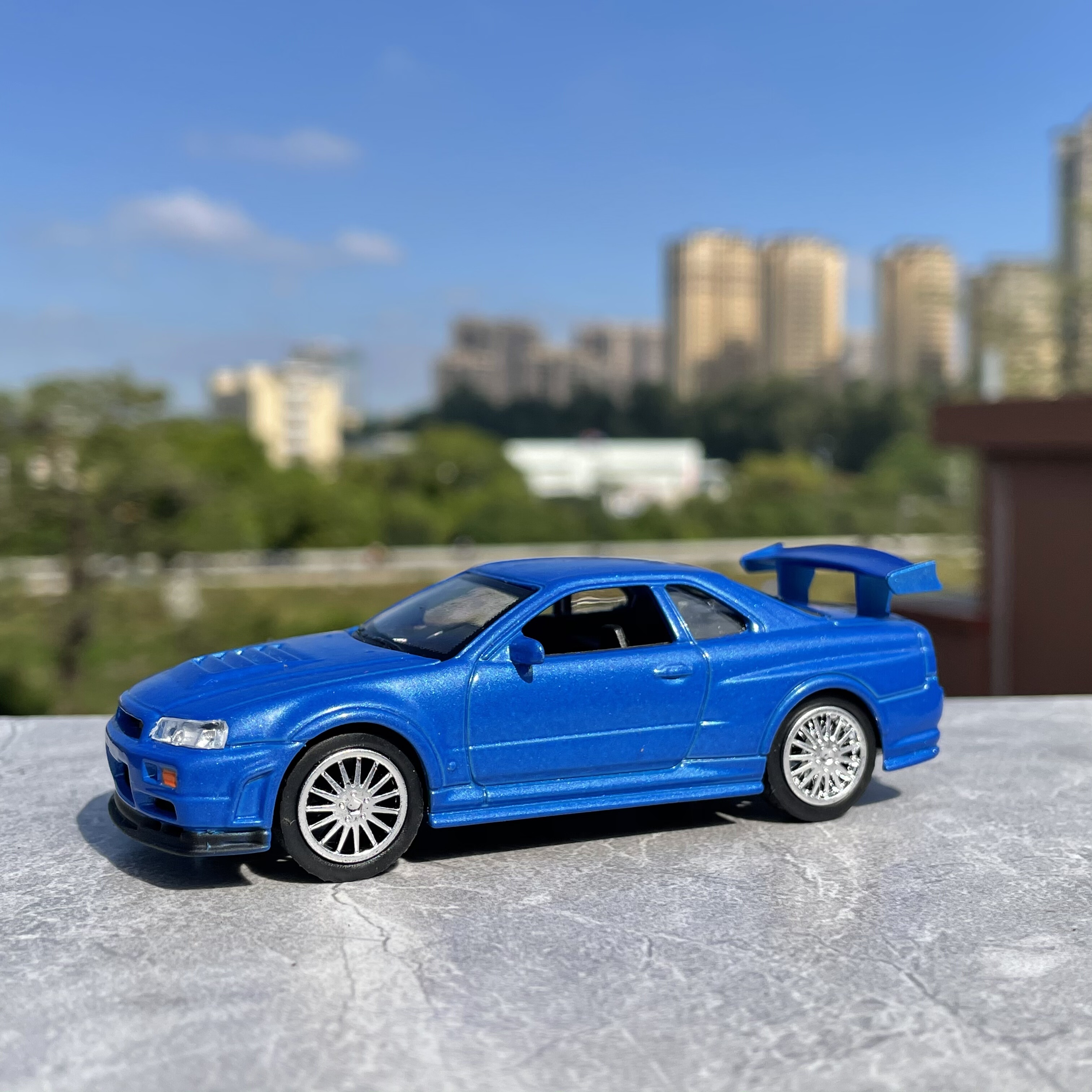 散货1:43日产GTR R34 合金汽车模型