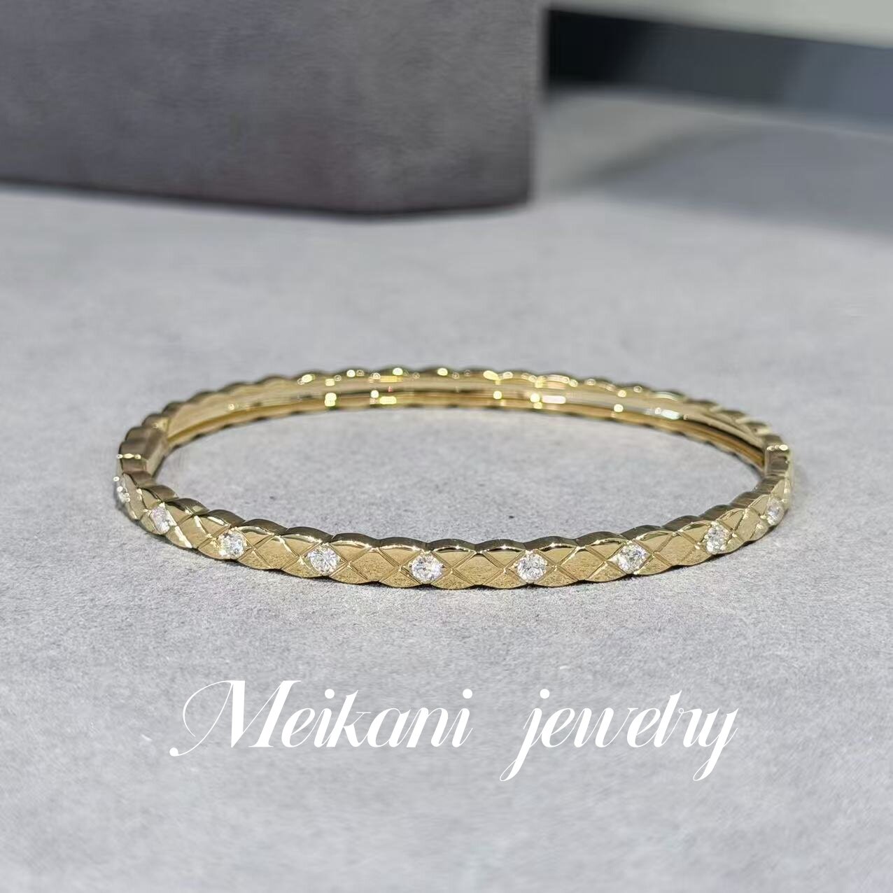 18K金小香菱格纹培育钻石手镯轻奢高级感女戒时尚百搭真金首饰