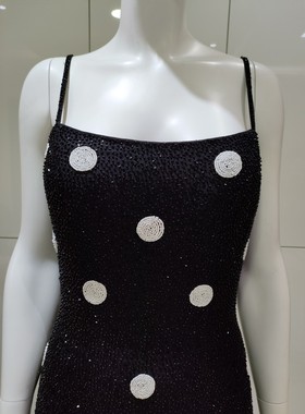 【千姿阁】黑色重工通体钉珠礼服连衣裙