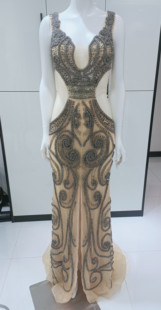 深V晚礼服长裙 肉色网纱透视珠绣拖尾长款 千姿阁