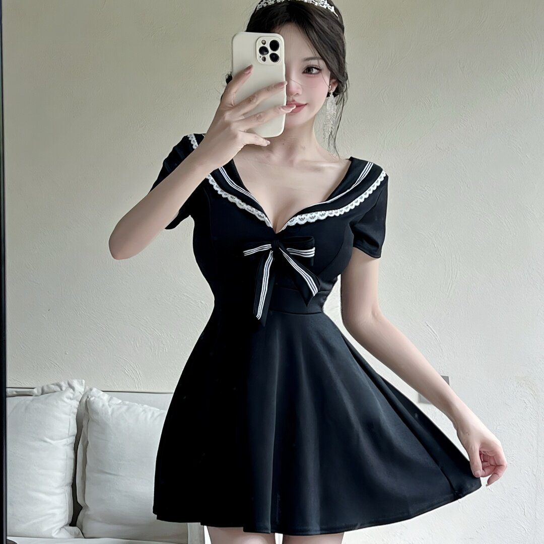 露胸连衣裙女性感露背V领低胸收腰显瘦短袖A字短裙足浴技师工作服