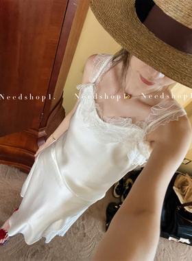 NeedShop12024夏季轻奢优雅重工蕾丝拼接缎面吊带垂坠感半身裙