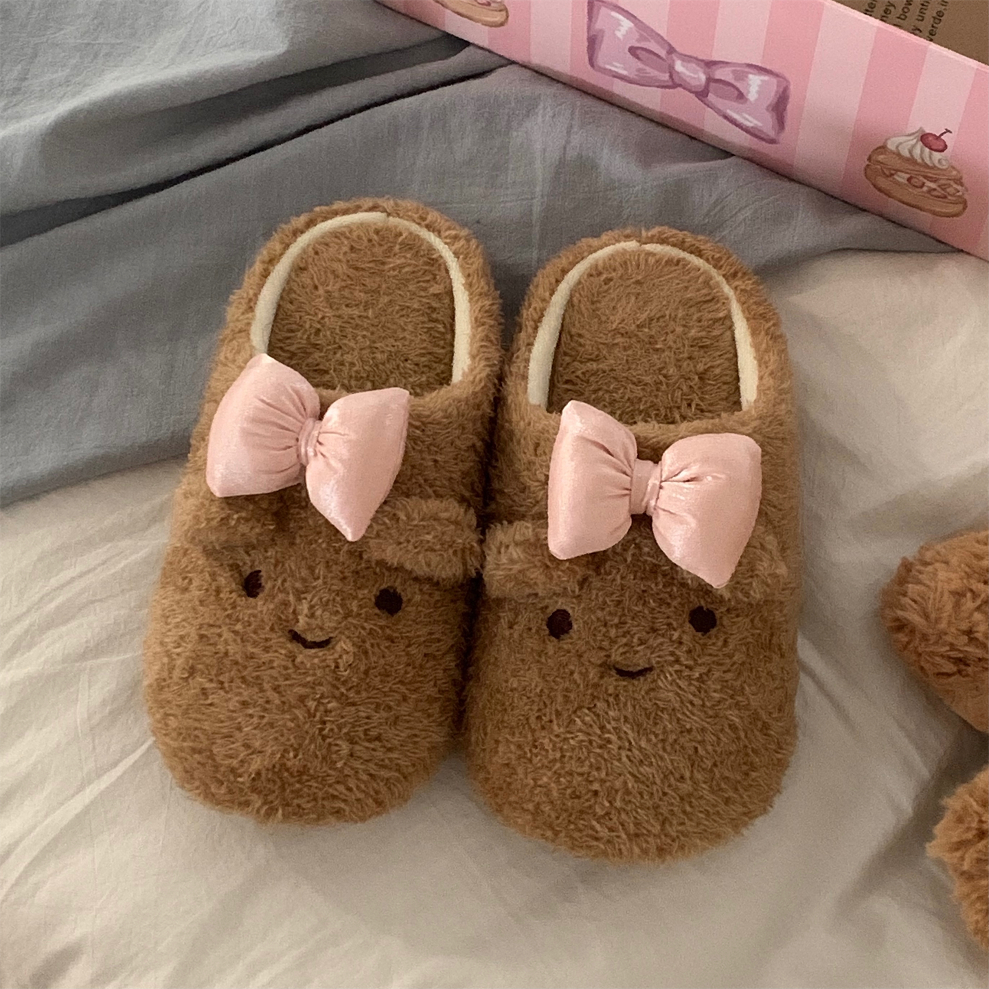 细细条粉色蝴蝶结小熊棉拖鞋女