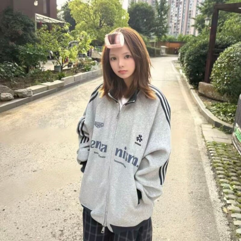 可爱港风韩系上衣女春秋季复古大码显瘦宽松设计感百搭通勤风外套