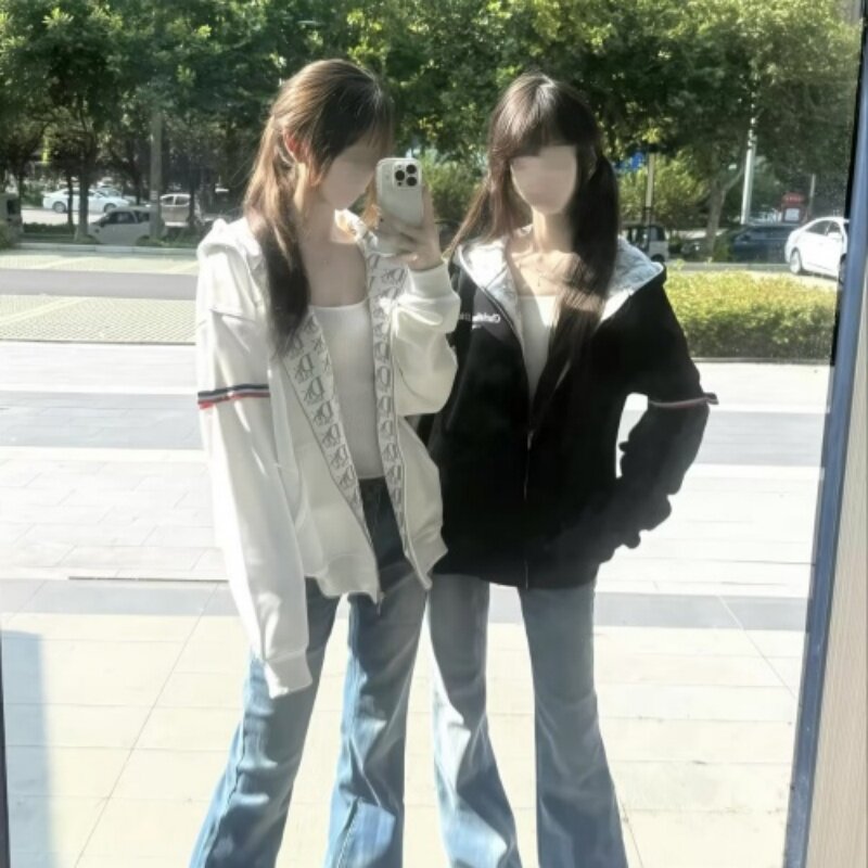 小众设计感拉链外套女生春秋季新款可爱学院风校园风韩系气质上衣