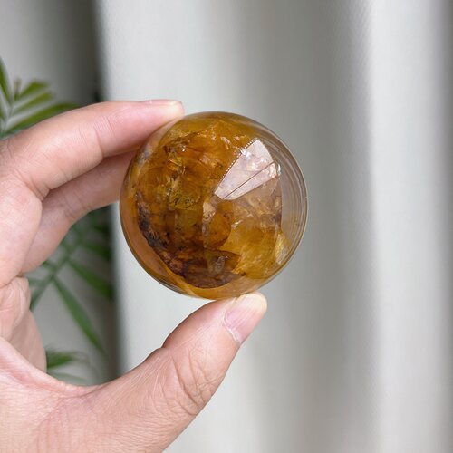J236红胶花球摆件37mm73g