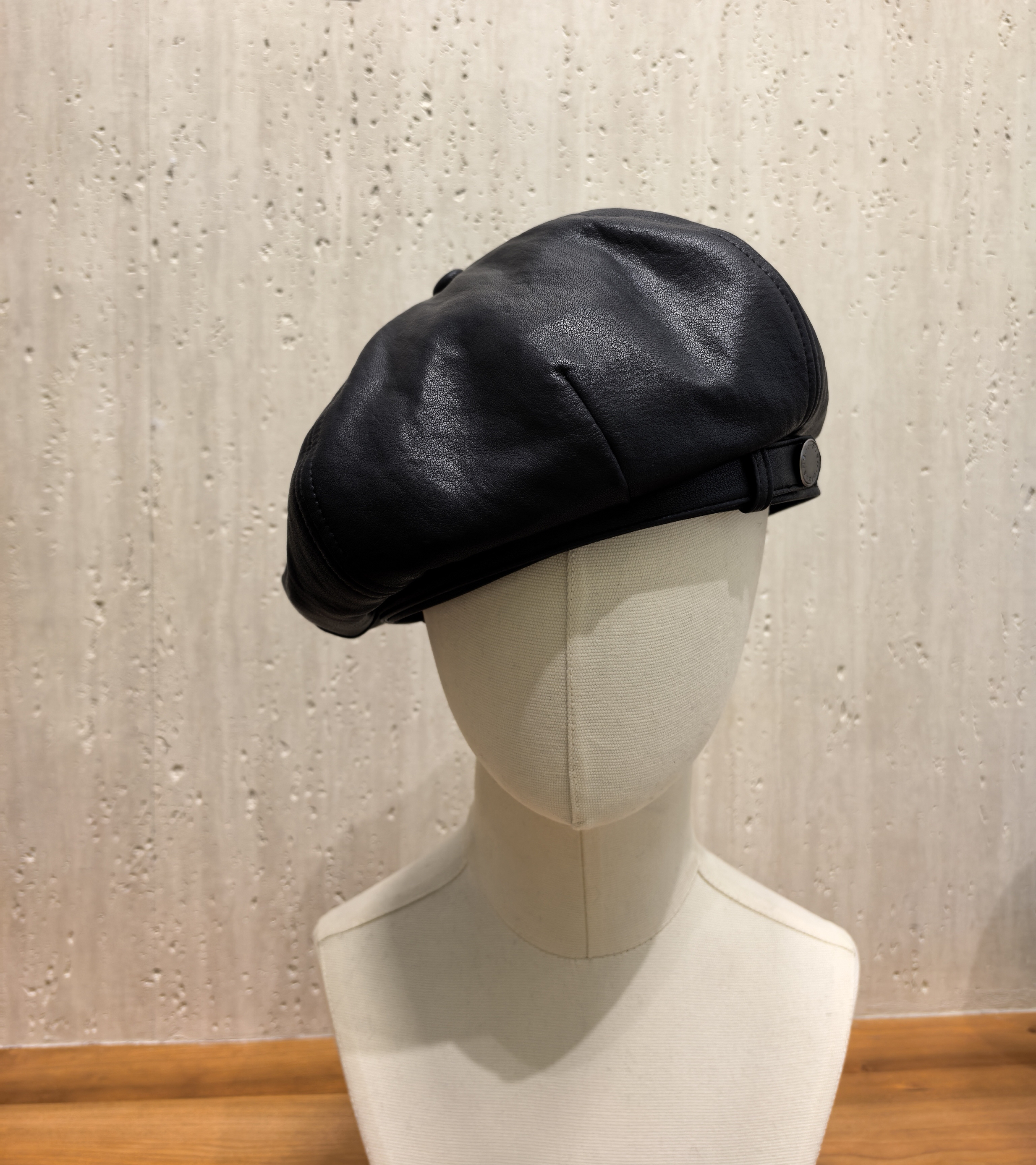 2025新款复古PU皮质贝雷帽女秋季商场同款显脸小八角帽画家帽