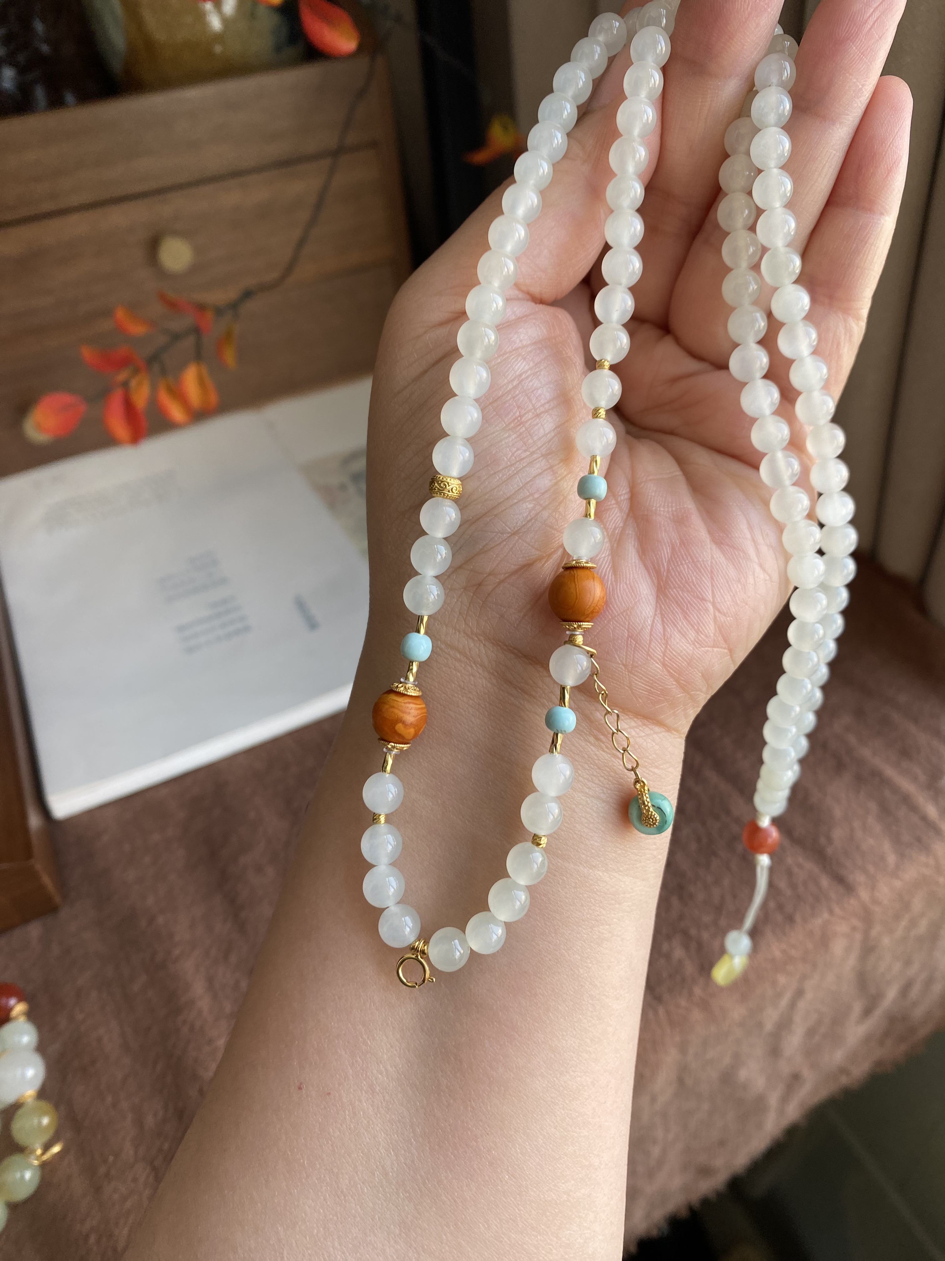 天然老料和田玉白玉毛衣链万能链天然绿松石配饰