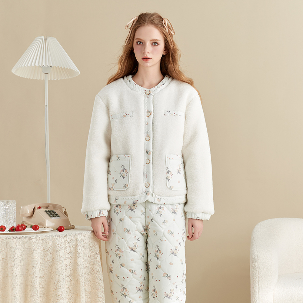 新款冬天女加厚保暖夹棉睡衣绒珊瑚套装加绒冬季外穿花边款家居服