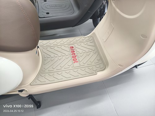 九号Q70C/80C/85C/95C专用电动车TPE脚垫原车1∶1开模防水耐磨