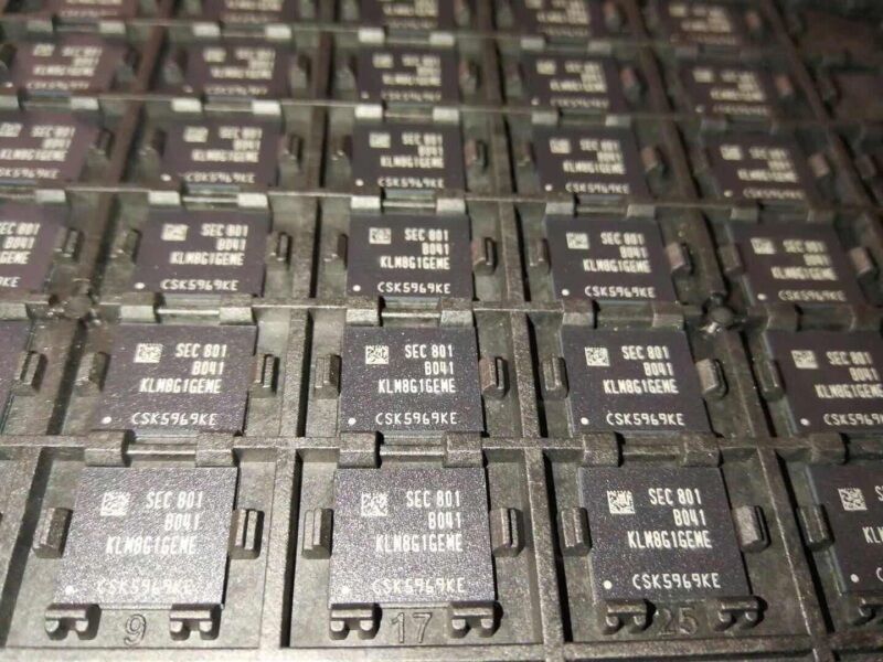 内存 KLM8G1GEME-B041 BGA SAMSUNG原厂原装现货 假一赔十