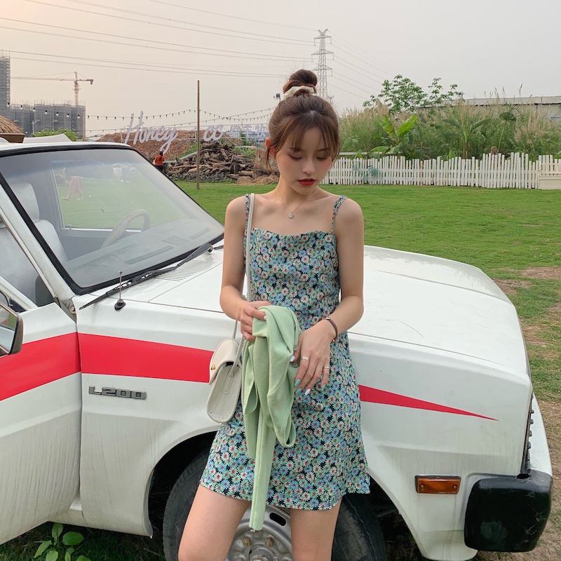 Summer new very fairy Mori series Daisy show thin base short suspender dress women's wear