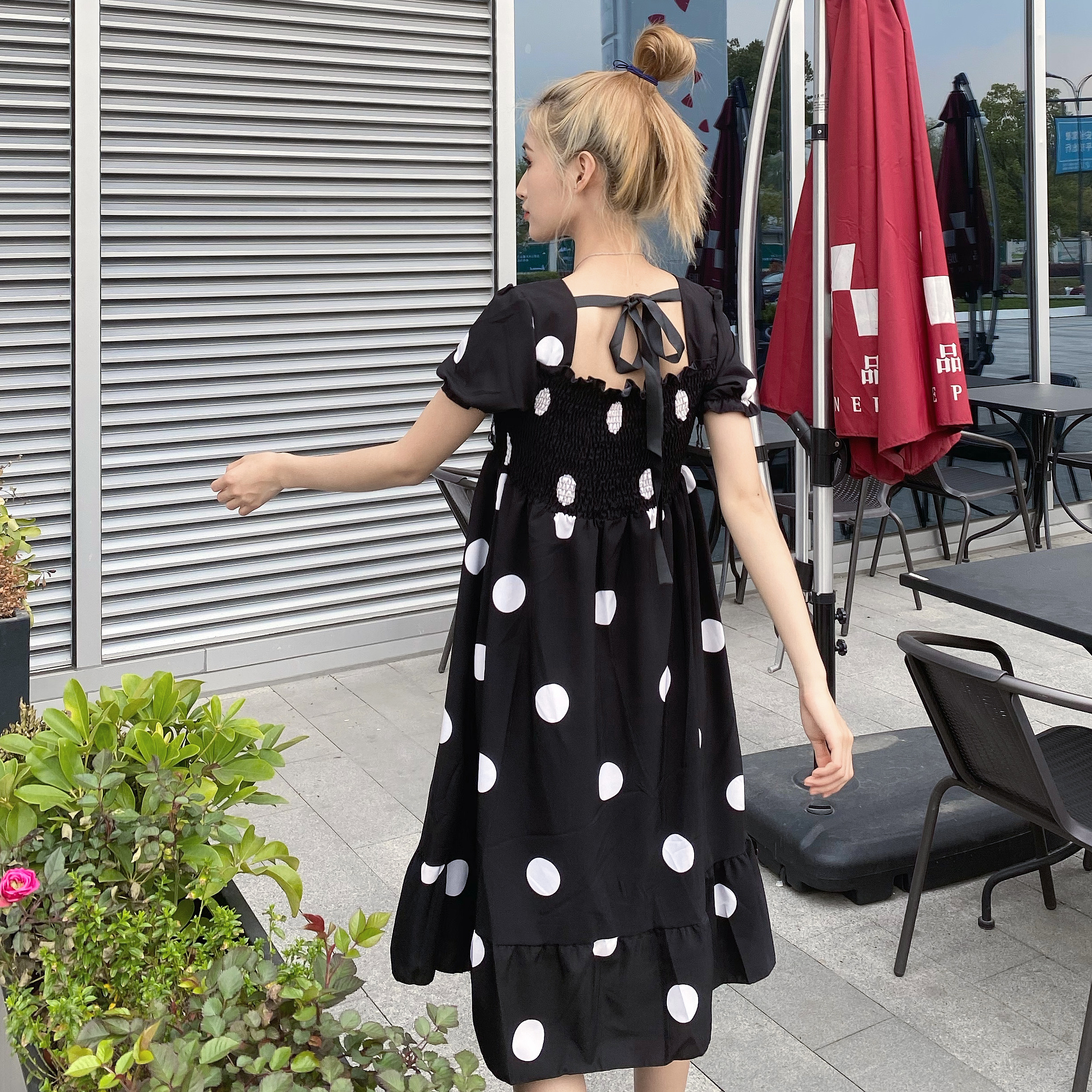 Real shot with small video temperament show thin square collar bubble sleeve Korean high waist long skirt