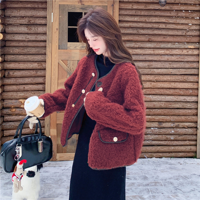 数据好新年红羊羔毛加厚外套皮毛一体2C118-M626-P180控268，女装皮草，2C118