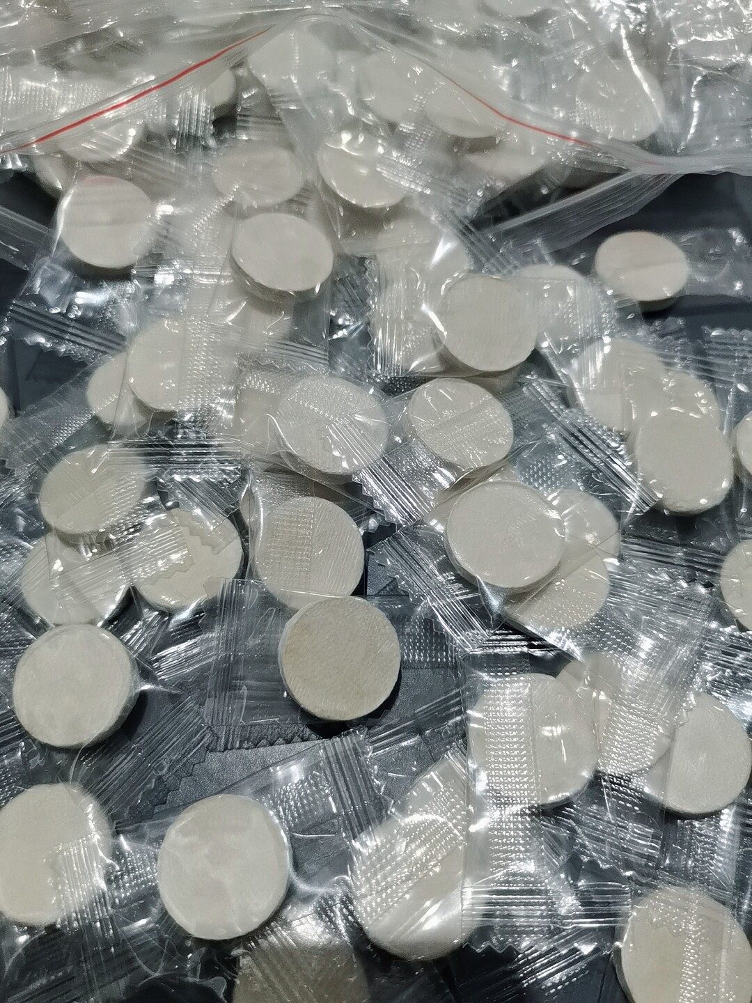 美容院蚕丝压缩面膜补水保湿配精华水DIY