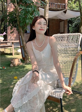 法式绝美白色蕾丝吊带连衣裙2023女新款气质春夏小个子穿搭怎么挑