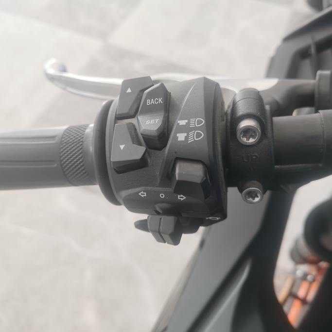 元图机车GP250 GP325左手把开关 右手把开关 左右把座