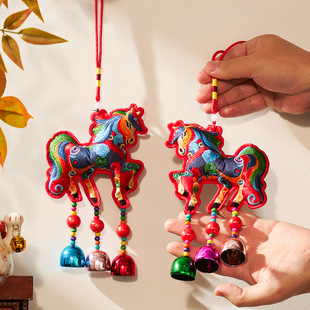2026马年新年挂饰创意春节入户门铃铛生肖马挂件挂串过年氛围装饰